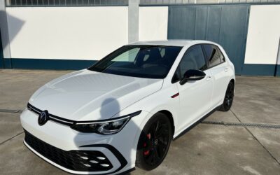 VOLKSWAGEN – GOLF GTI 245 CV PERFORMANCE DSG FULL OPTIONAL!!