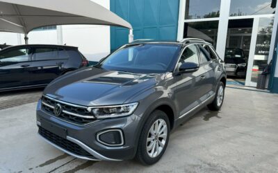 VOLKSWAGEN T-ROC 2.0 TDI 116 CV STYLE FULL OPTIONAL!!