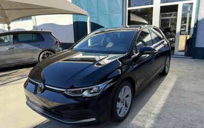 VOLKSWAGEN GOLF 8 1.5 TSI 130 CV STYLE FULL OPTIONAL!!