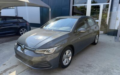 VOLKSWAGEN GOLF 8 1.5 TSI 130 CV LIFE FULL OPTIONAL!!